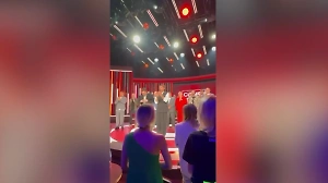 Резиденты Comedy Club почтили память Маслякова прямо на съёмках шоу