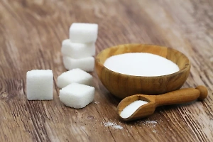 Соль или сахар: Диетолог рассказала, что опаснее для организма