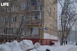 Тела загадочно погибших женщины и подростка нашли в московской квартире