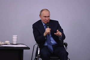 "Я не напрягаюсь": Путин ответил шуткой на вопрос о восстановлении после работы