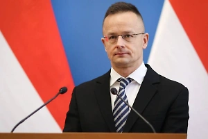 Сийярто отказал Украине и марсианам в праве лишать Венгрию денег от ЕС