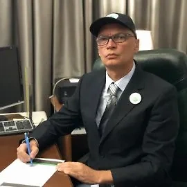 Лицензия должна быть простым уведомлением, чтобы у надзорных органов появилась информация. Опасаюсь, что у нас лицензирование окажется слишком забюрократизированным. Надо будет предоставлять огромное количество документов, тратиться на юристов. С рынка уйдут ветеринарные кабинеты, малые клиники, без соответствующих услуг могут остаться многие населённые пункты, цены взлетят в два-три раза. А контроль у нас есть и так!