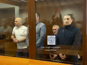 Московский суд приговорил к тюрьме и штрафам бывших губернатора Белозерцева и сенатора Шпигеля