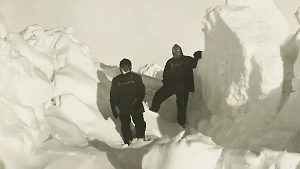 Ужасы Антарктиды: чьи призраки бродят во льдах и откуда они там взялись