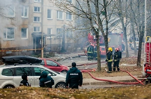 При пожаре в пятиэтажном жилом доме в Вильнюсе погиб один человек