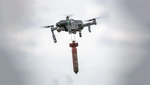 ВСУ с дрона-камикадзе сбросили осколочный боеприпас на белгородское село
