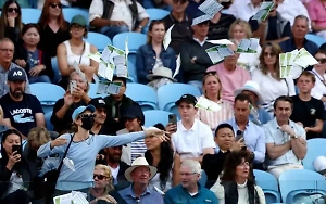 Пропалестинская активистка прервала матч Зверева и Норри на Australian Open