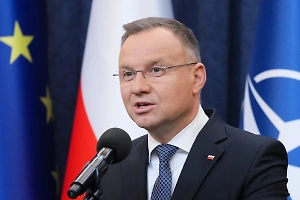 Странный пост президента Польши про "жену с яйцами" вызвал волну смеха в Сети