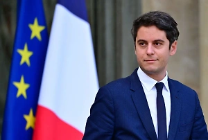 Гей из партии Макрона стал самым молодым премьером Франции в истории