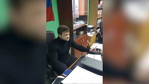 Пьяный депутат-бодибилдер подрался с полицией в баре в Мурманской области