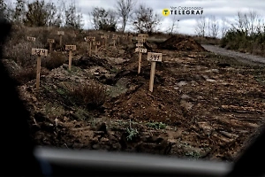 «Ещё одно свежее поле»: В Сети появилось страшное видео из-под Краматорска