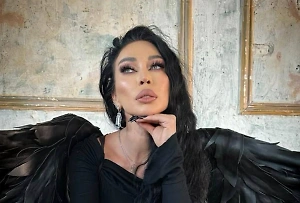 И у Камалы Харрис, и Дональда Трампа есть очень хорошие шансы стать новым президентом США. Разрыв между кандидатами будет минимальный, но мои ощущения говорят, что больше голосов наберёт Камала Харрис. Конечно, очень надеюсь на счастливый случай, я его не исключаю — что всё-таки победит Дональд Трамп, и тогда ситуация развернётся по лучшему сценарию. Но пока мои ощущения видят Камалу Харрис победителем президентской гонки.