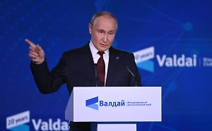 Путин уличил НАТО в «ползучей интервенции» с целью разрушения России