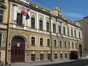 Россия закрывает Генконсульство Польши в Петербурге и выдворяет трёх дипломатов