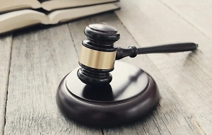 Суд дал до 7,5 года фигурантам дела о хищении 1,1 млрд при закупке машин ГИБДД