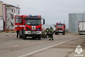 Пожар на топливном объекте в Орловской области после атаки ВСУ ликвидирован
