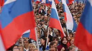 ВЦИОМ: Половина опрошенных россиян считает свою страну великой державой