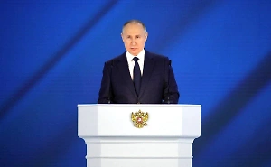 В Кремле рассказали о подготовке к посланию Путина Федеральному собранию