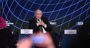 Путин считает, что настало время России