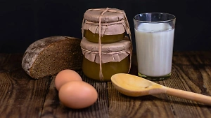 Молоко, морепродукты и яйца: Россиянам назвали самые опасные для аллергиков продукты