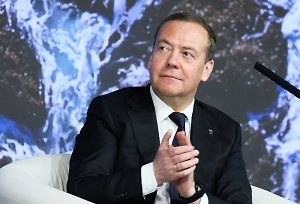 Дмитрий Медведев поздравил защитников России с 23 Февраля