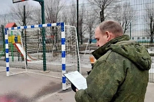 В Дагестане завели дело на директора школы из-за упавших на ребёнка футбольных ворот