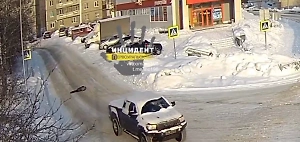 Водитель Toyota Tundra сбил ребёнка на пешеходном переходе в Первоуральске
