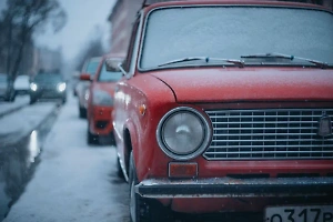 Российским водителям подсказали простые лайфхаки для экономии топлива зимой