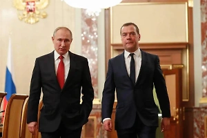 Медведев рассказал о судьбоносном выборе, который дал ему Путин