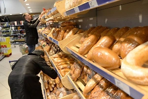 Россиян предупредили об опасных добавках в магазинном хлебе, вызывающих рак