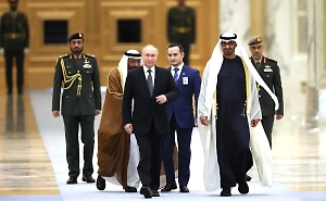 Президент ОАЭ поздравил Путина с победой на выборах