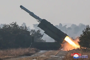 Kyodo: КНДР запустила три баллистические ракеты