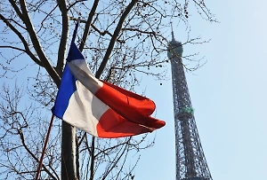 В Париже заявили, что французы не должны погибать за Украину