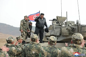 ЦТАК: Ким Чен Ын лично проинспектировал новейший танк КНДР