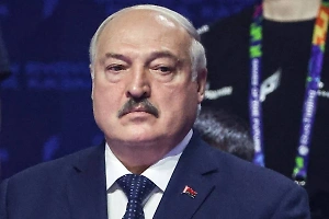 Лукашенко поручил пресекать любые провокации на границе огнём на поражение