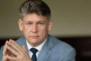 Глава ВККС Украины подал в отставку после скандала с гражданством