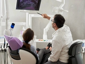 "Это звоночек": Стоматолог рассказал, когда нужно срочно бежать к врачу после удаления зуба