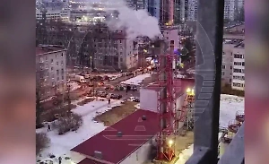 Громкий взрыв от возможного падения дрона услышали жители Санкт-Петербурга