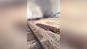 Пользователей Сети шокировало видео огненного торнадо в Приморье