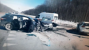 Шесть человек пострадали в массовом ДТП под Калугой