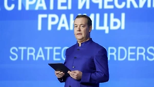 "Президент точно высказался": Медведев процитировал слова Путина о границах России