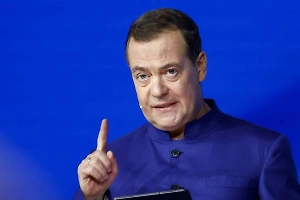Медведев: Никакого удара по кортежу Зеленского в Одессе не было