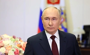 Владимир Путин поздравил соотечественниц с Международным женским днём