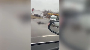 В Подмосковье мотоциклист на бешеной скорости врезался в пешехода, оба погибли