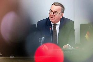 ВСУ обещали системы ПВО и танки на первом саммите коалиции «Рамштайн» без шефа Пентагона
