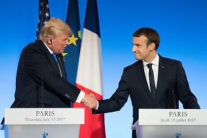 Трамп дал совет Макрону после позорной пощёчины от жены