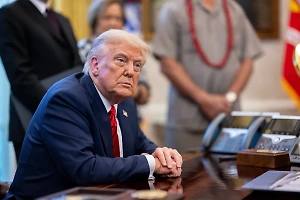 Трамп похвастался, что мировые лидеры молят его снизить пошлины