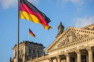 Милонов заподозрил Германию в реабилитации нацизма из-за мер против россиян на День Победы