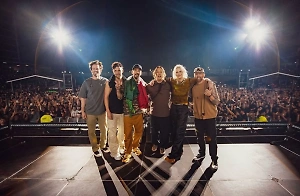 Рок-группа Linkin Park подала заявку на регистрацию нового логотипа в России