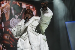 Стала известна цена билетов на летний концерт Akon в Москве